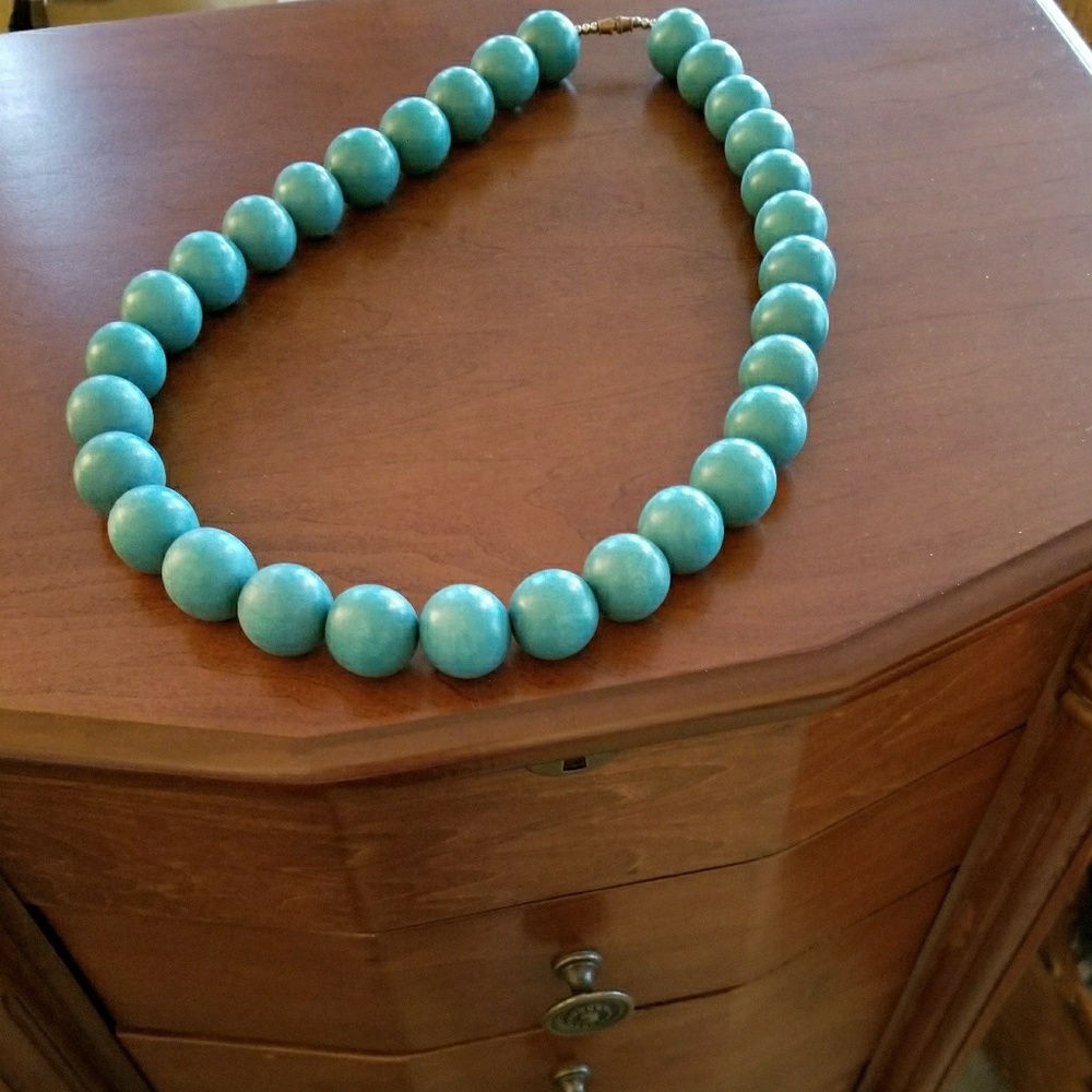 Retro Style Wooden Bead Necklace